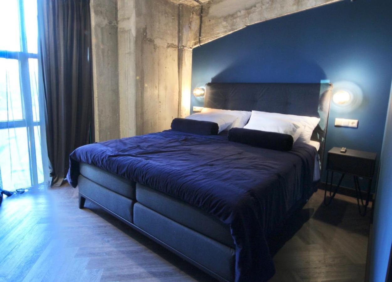 Bed, Bites & Business Hotel Rotterdam Esterno foto